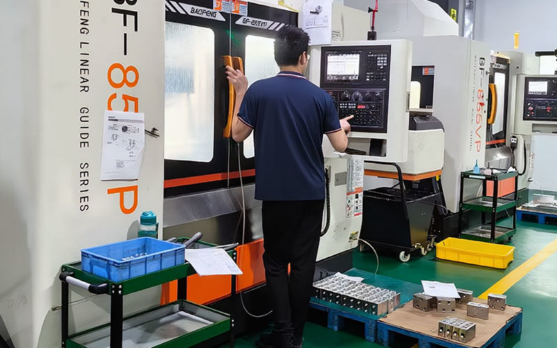 Dongguan Zhongwei Metal Products Co., Ltd manufacturer production line