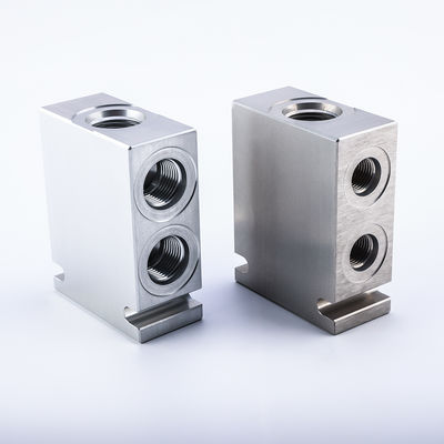 High-Precision Aluminum and Steel Hydraulic Manifold Block with +/-0.01mm Tolerance for Heavy-Duty Applications