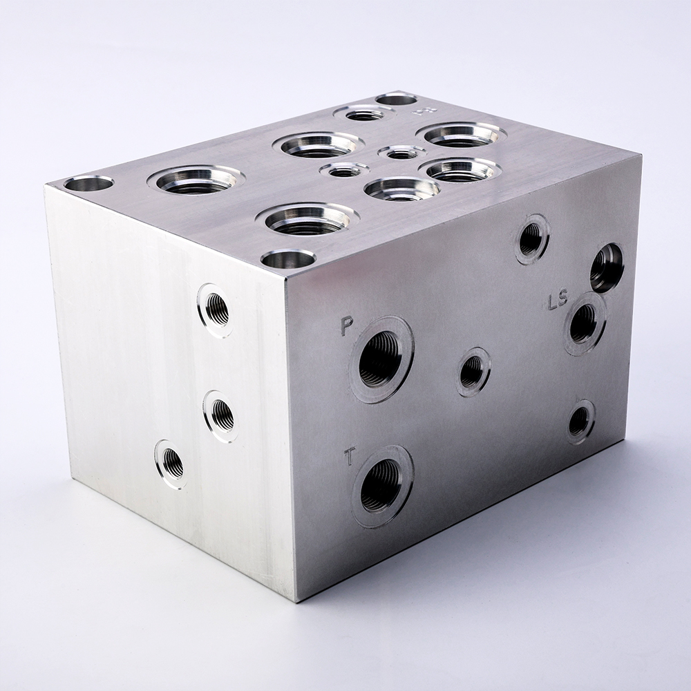 High-Precision Aluminum and Steel Hydraulic Manifold Block with +/-0.01mm Tolerance for Heavy-Duty Applications